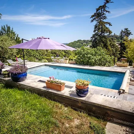 En Provence- Saint Marc Konukevi 4*