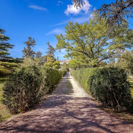 En Provence- Saint Marc Konukevi 4*